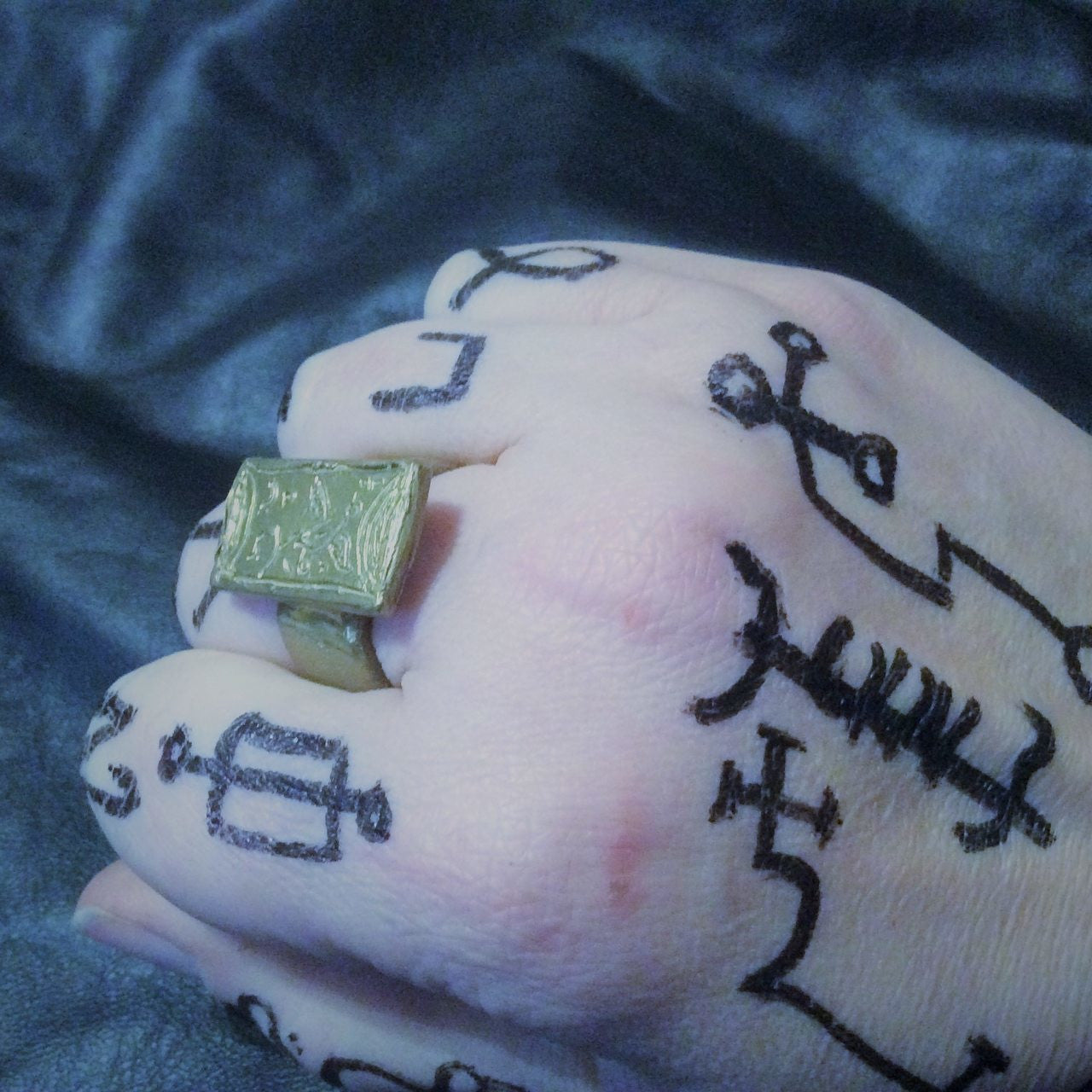 Black Pullet silk talisman to have many Djinn to help you with all works etc.