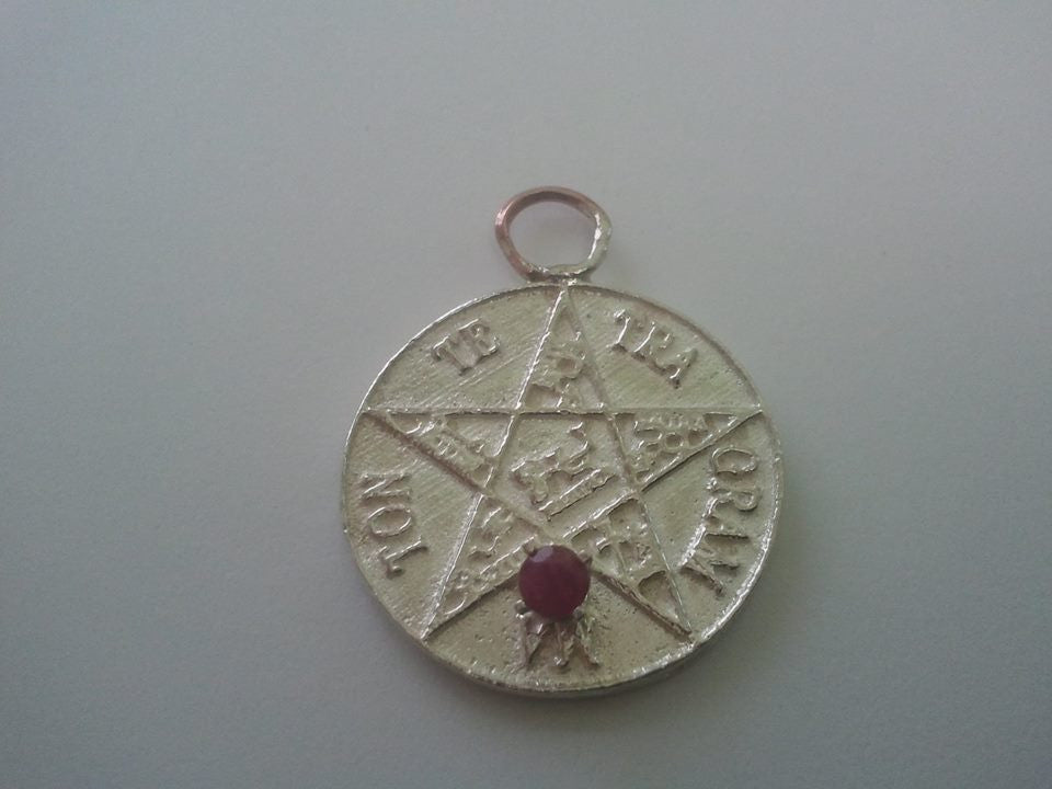 Pentagram of Solomon with ruby