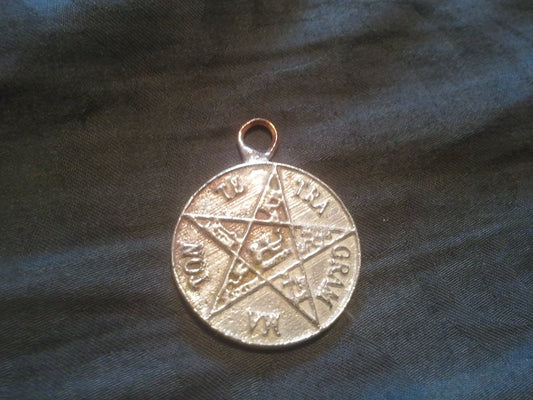 Pentagram of Solomon for Goetia Evocation