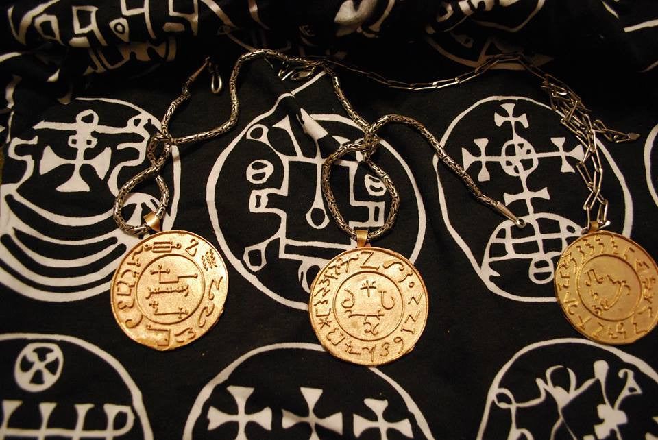 Leraje cast Daemon Demon seal pendant 1 inch